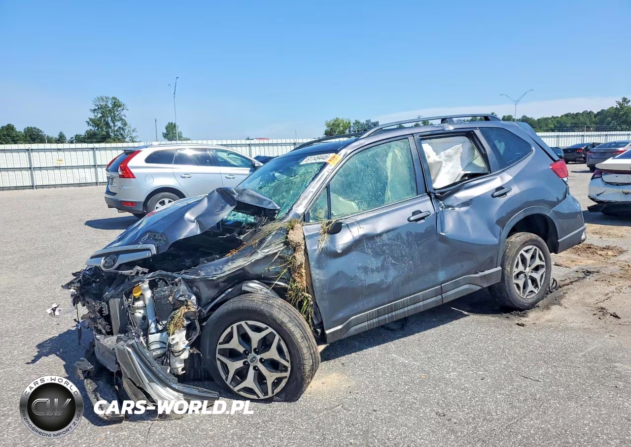 2021 Subaru Forester Premium – zdjęcie 1 z 13