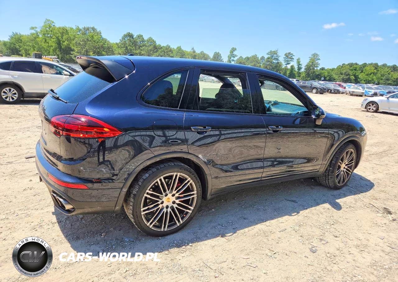 2017 Porsche Cayenne Turbo VIN:WP1AC2A26HLA93073 - 3