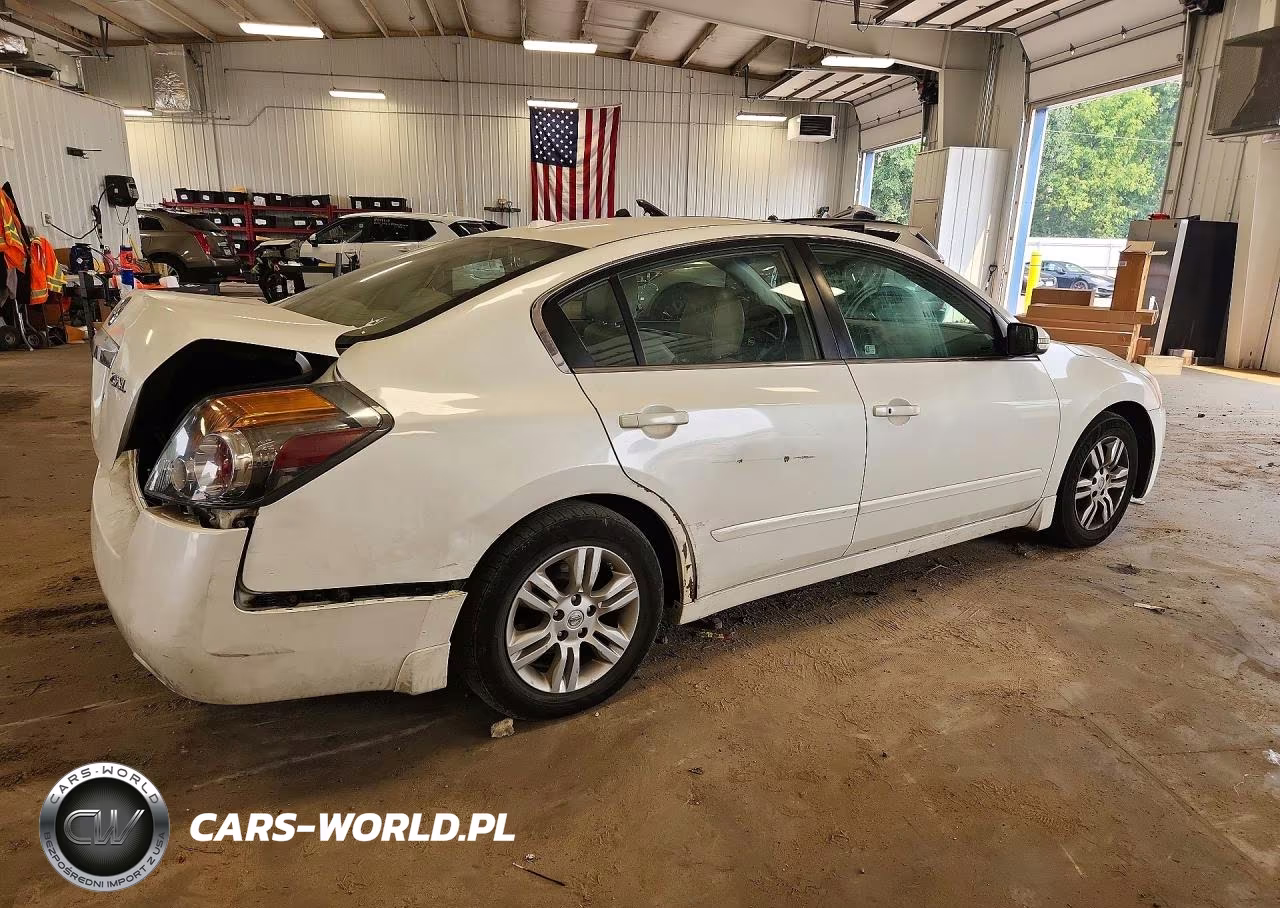 2010 Nissan Altima Base VIN:1N4AL2AP2AN464811 - 3