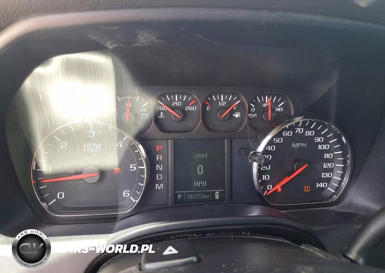 2016 Chevrolet Silverado C1500 VIN:1GCRCNEC7GZ384329 - 9