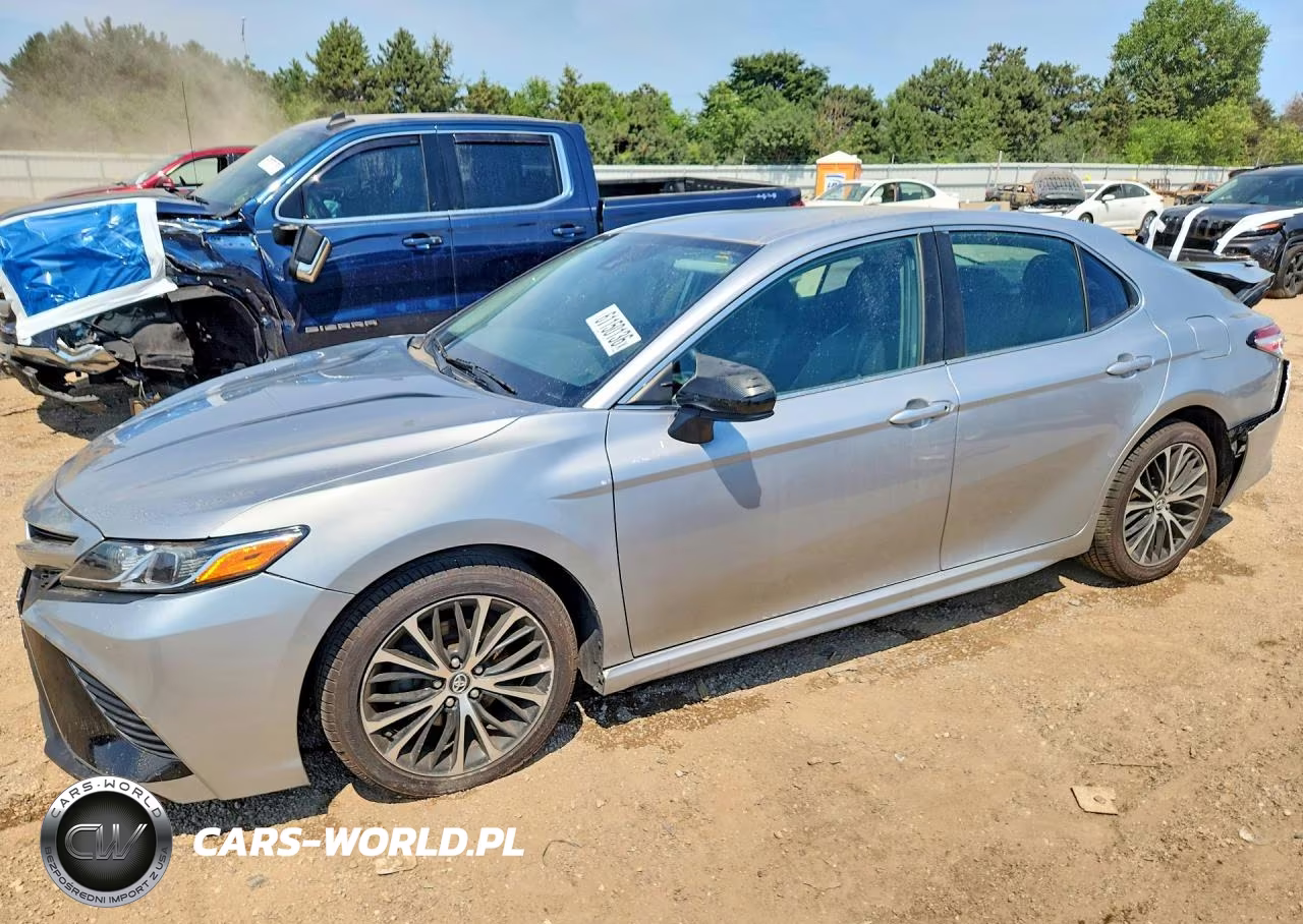 2020 Toyota Camry Se – zdjęcie 1 z 12