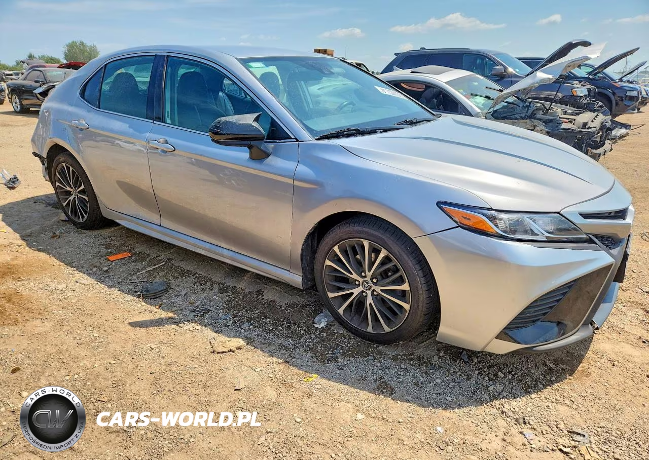2020 Toyota Camry Se VIN:4T1G11AK9LU935429 - 4