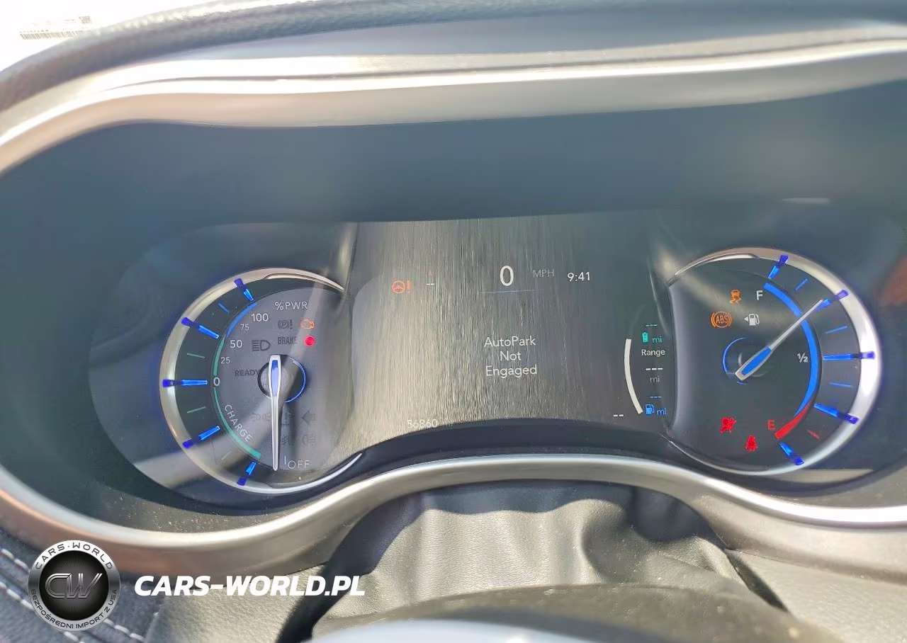 2024 Chrysler Pacifica Hybrid Select VIN:2C4RC1S7XRR150294 - 9