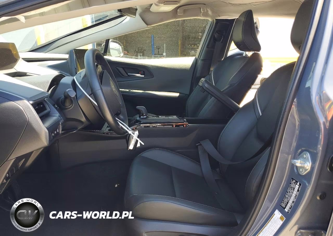 2025 Toyota Prius Xle VIN:JTDACAAU1S3057599 - 7