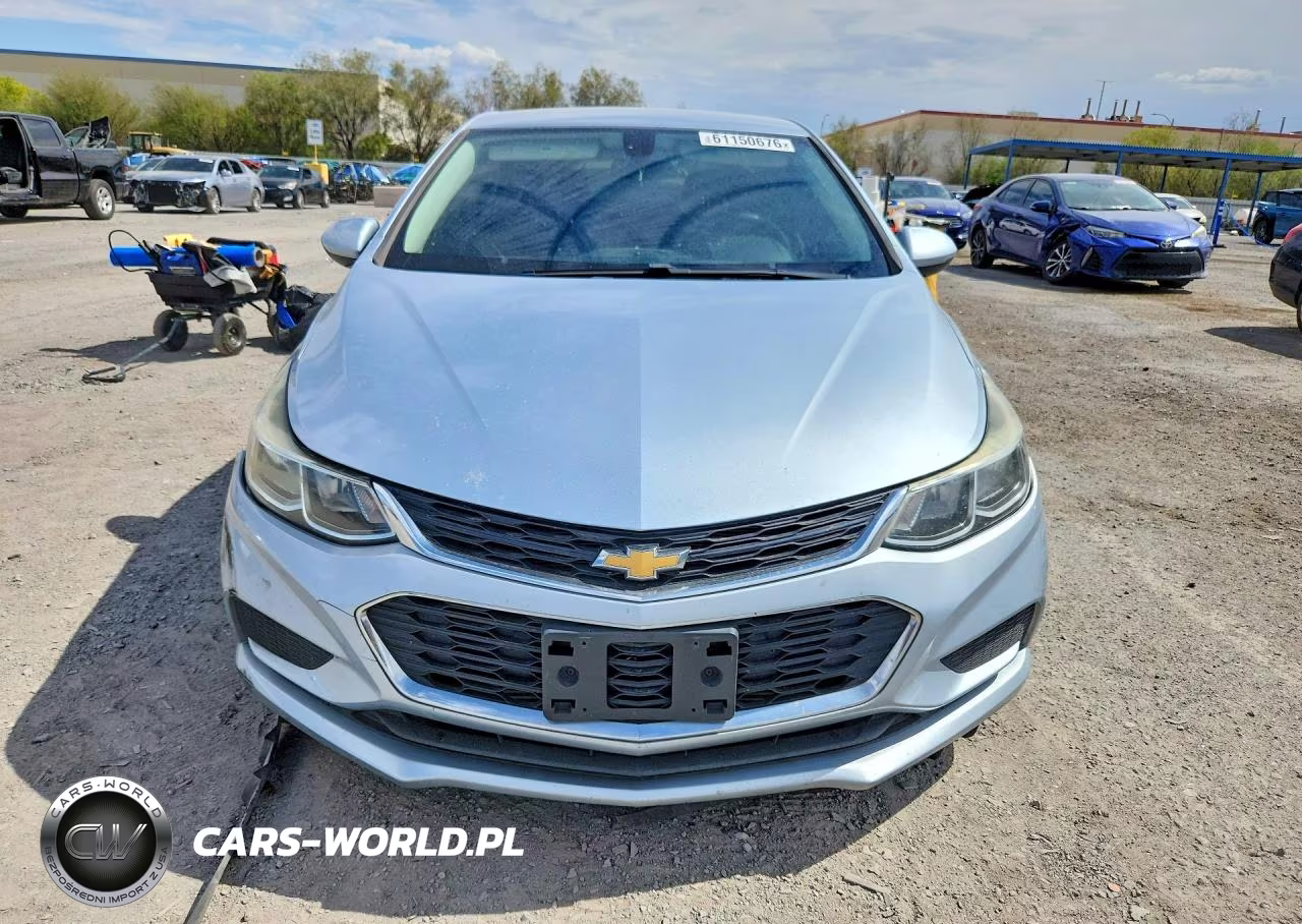 2017 Chevrolet Cruze Ls VIN:1G1BC5SM6H7178990 - 5