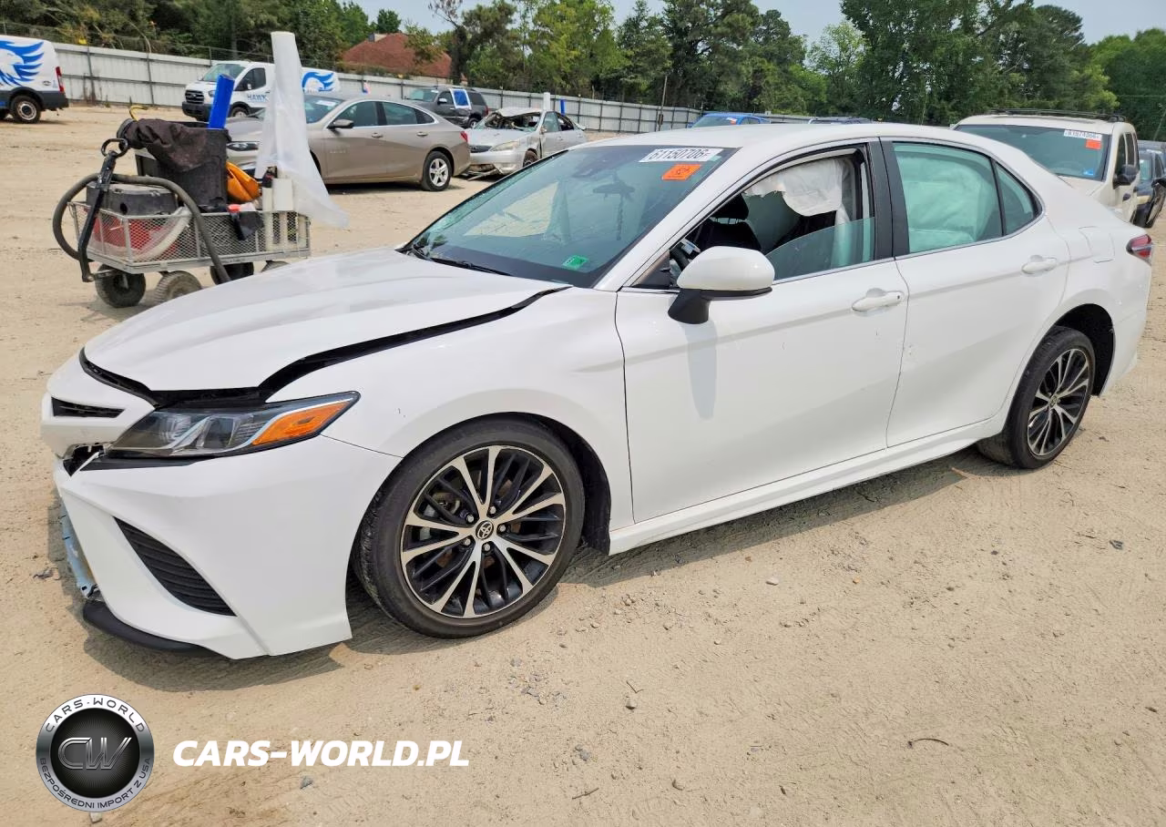 2020 Toyota Camry Se