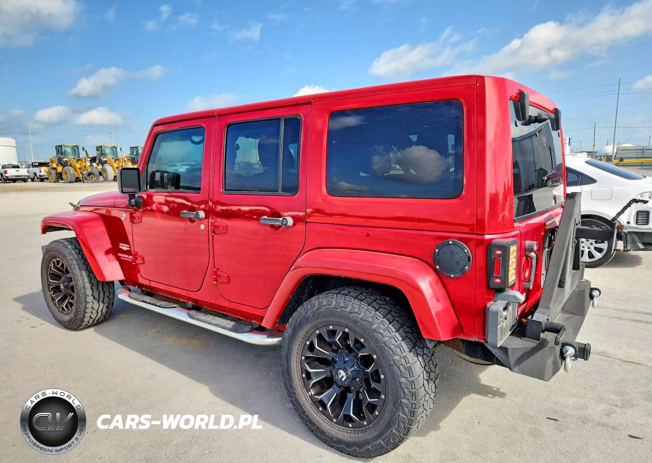 2012 Jeep Wrangler Unlimited Sahara VIN:1C4BJWEGXCL241260 - 2