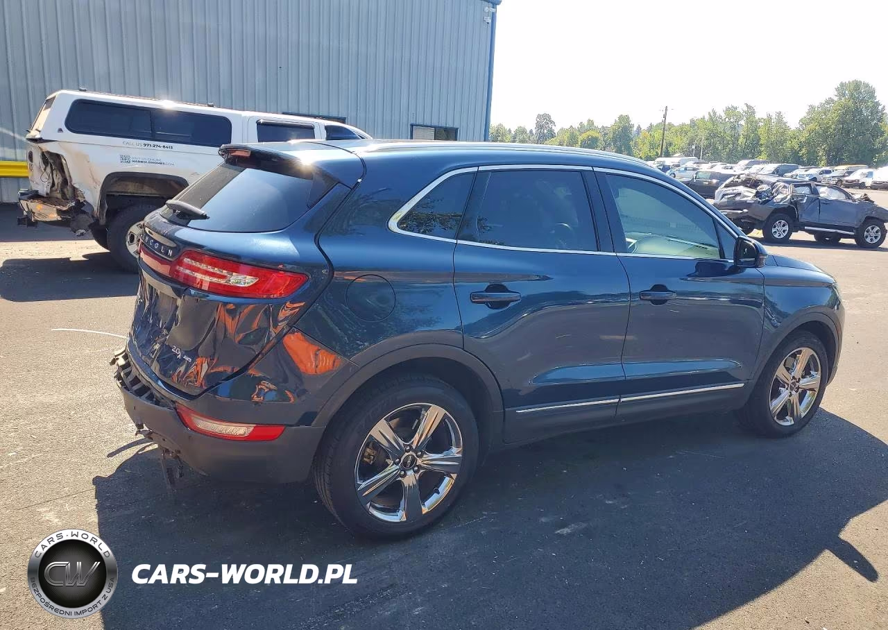 2017 Lincoln Mkc Select VIN:5LMCJ2D90HUL57982 - 3