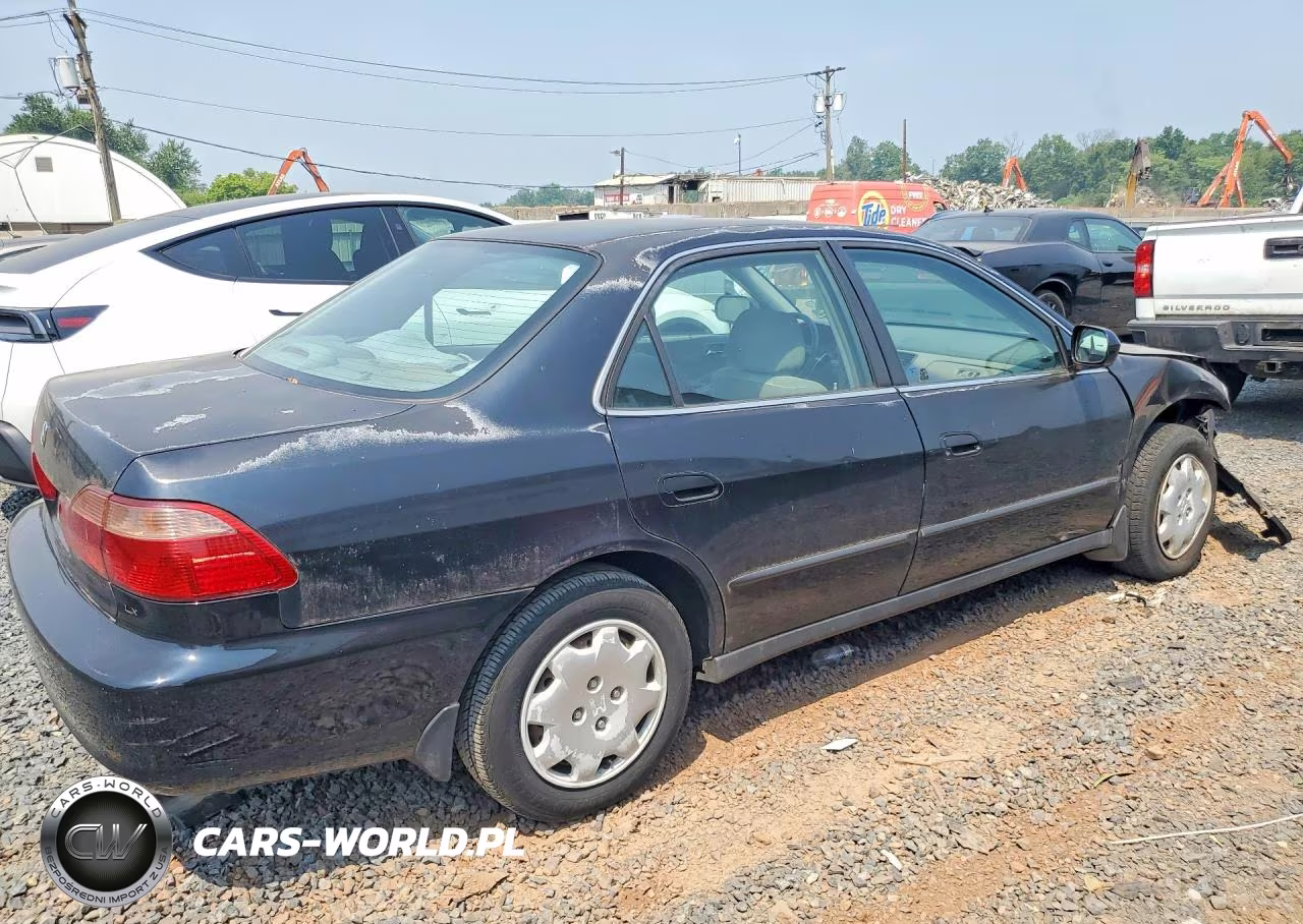 2000 Honda Accord Lx VIN:1HGCG6651YA108262 - 3