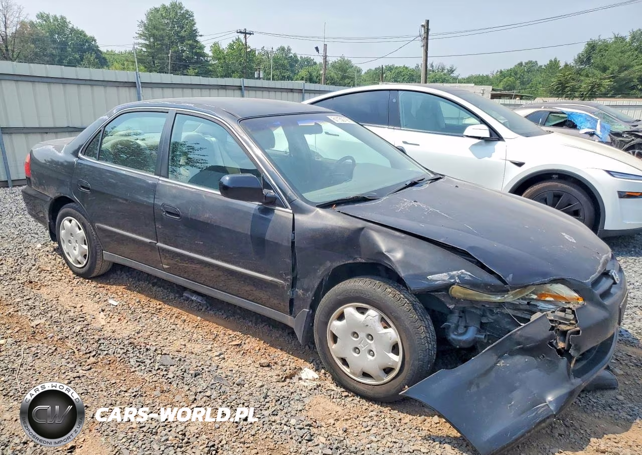 2000 Honda Accord Lx VIN:1HGCG6651YA108262 - 4