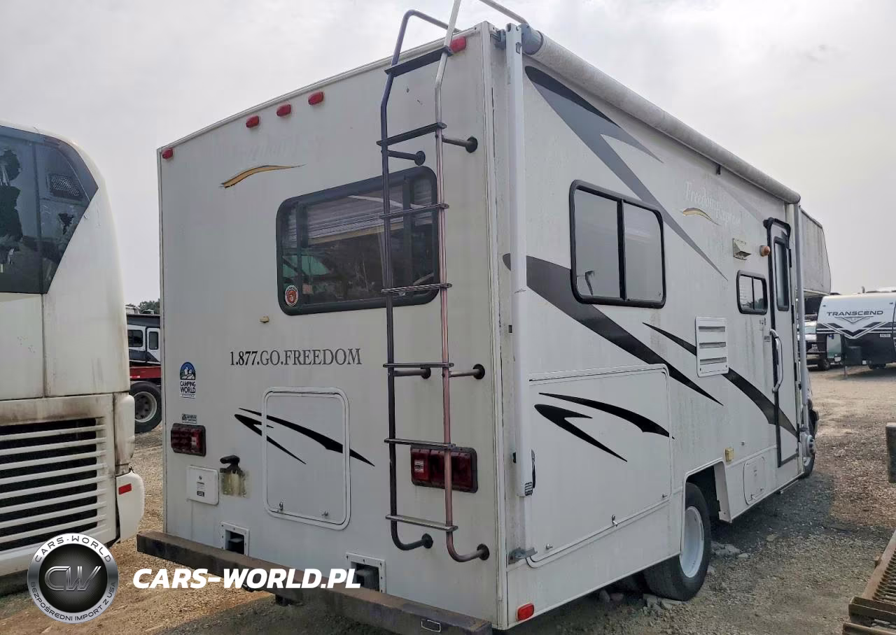 2007 Chevrolet Express G3500 VIN:1GBJG31U171183551 - 4