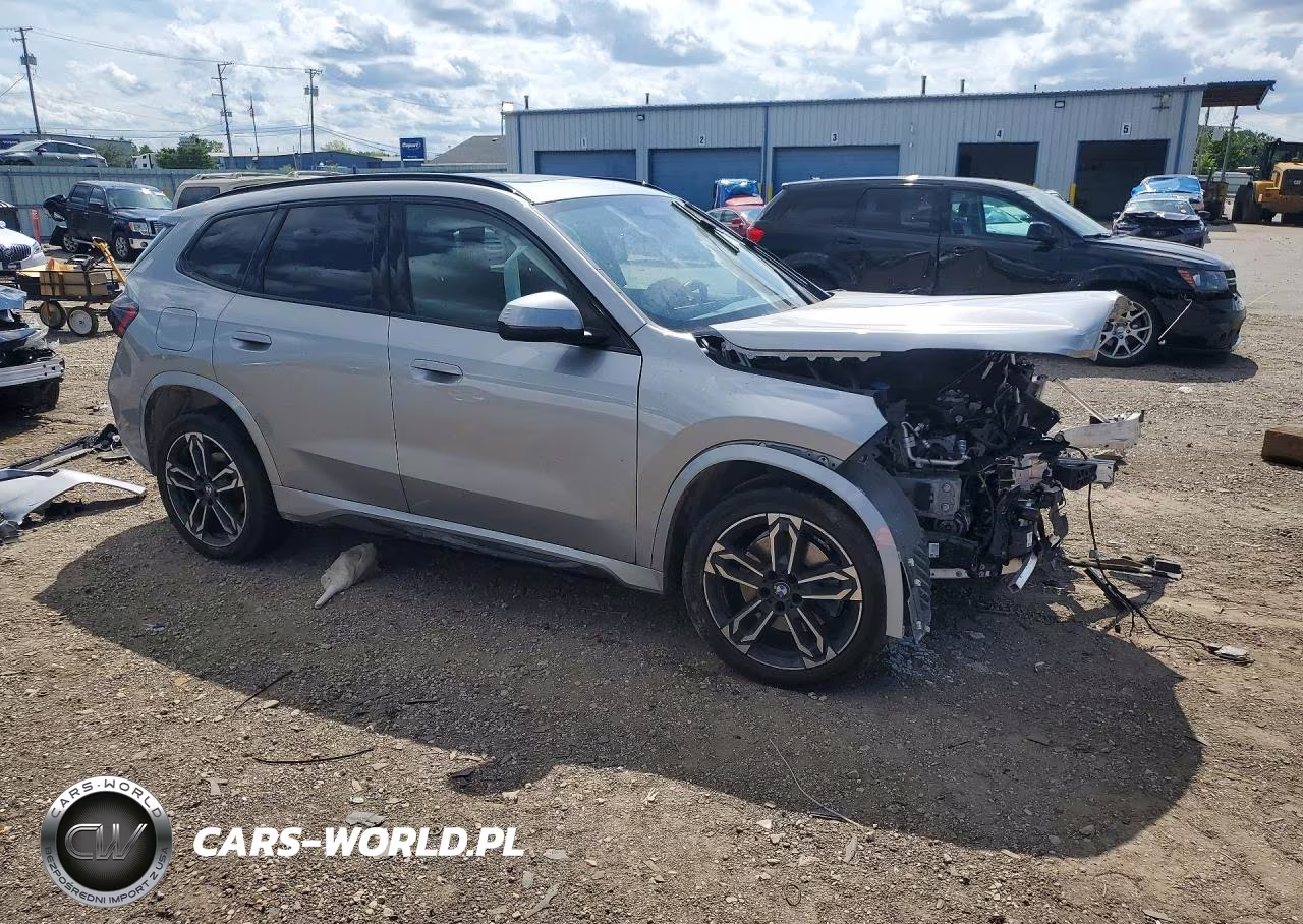 2025 BMW X1 xDrive28I VIN:WBX73EF05S5228739 - 4