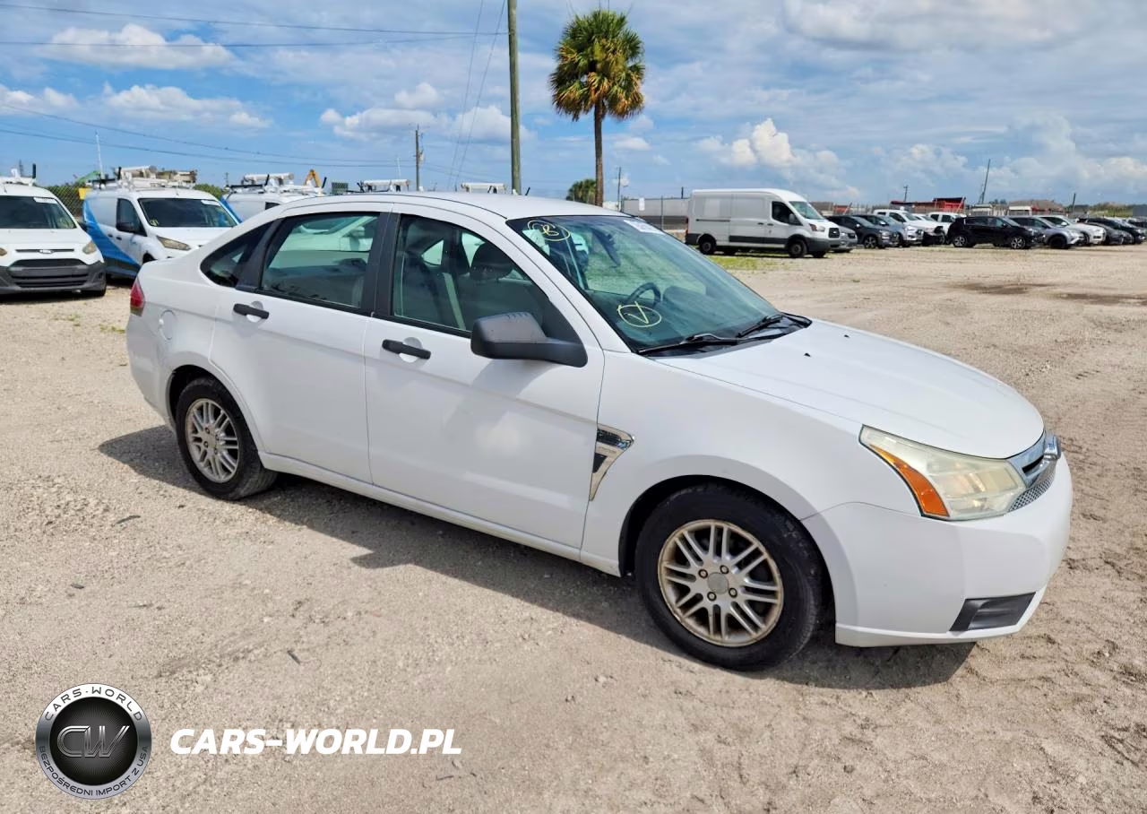 2008 Ford Focus Se VIN:1FAHP35N68W182631 - 4