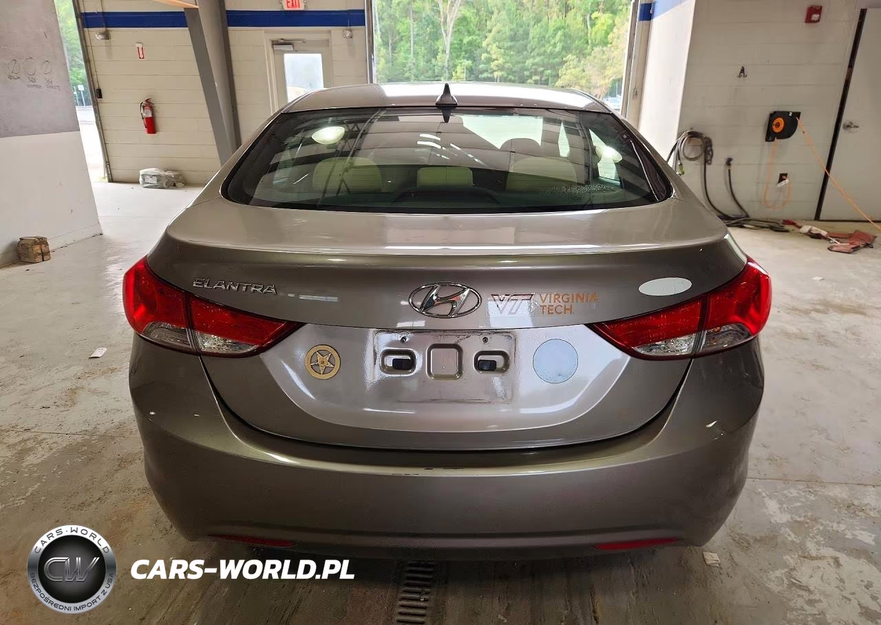 2013 Hyundai Elantra Gls VIN:5NPDH4AE3DH213027 - 6