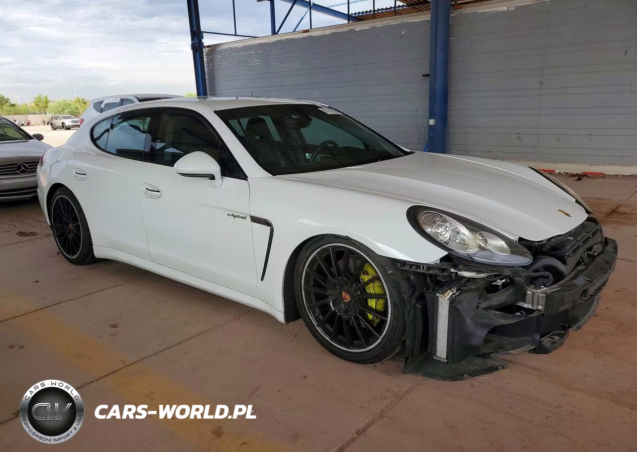 2014 Porsche Panamera S Hybrid VIN:WP0AD2A79EL044973 - 4