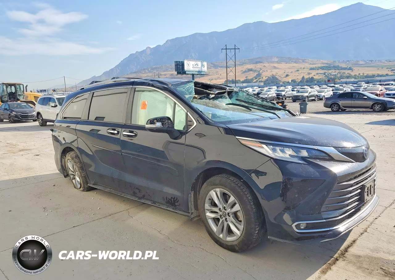 2022 Toyota Sienna Limited 7-Passenger VIN:5TDZSKFC0NS051775 - 4