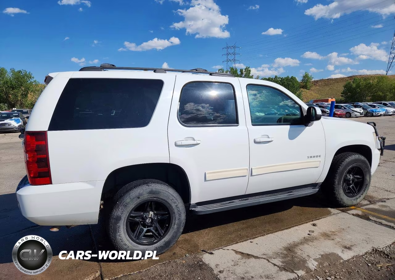 2013 Chevrolet Tahoe K1500 Ls VIN:1GNSKAE08DR140503 - 3