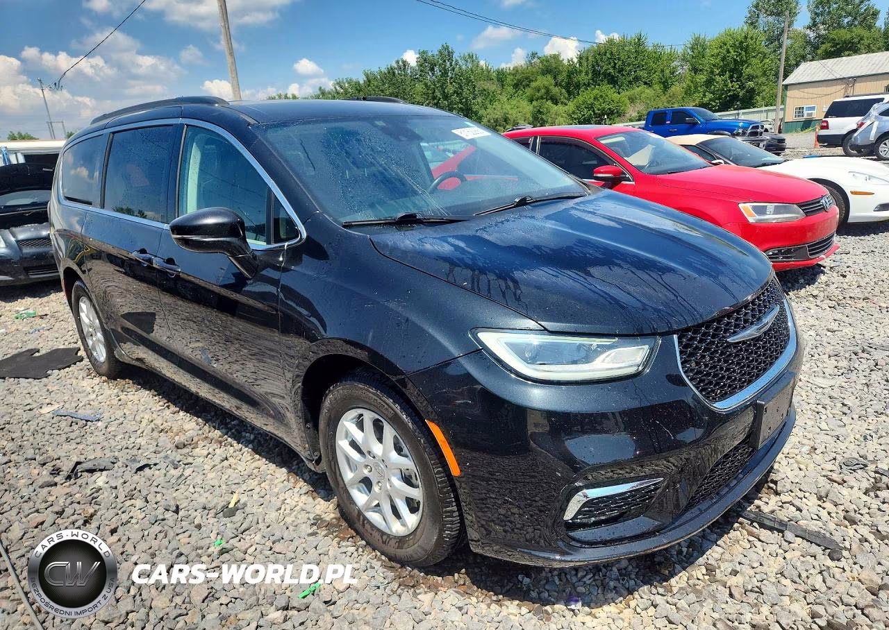 2022 Chrysler Pacifica Touring L VIN:2C4RC1BG4NR185391 - 4