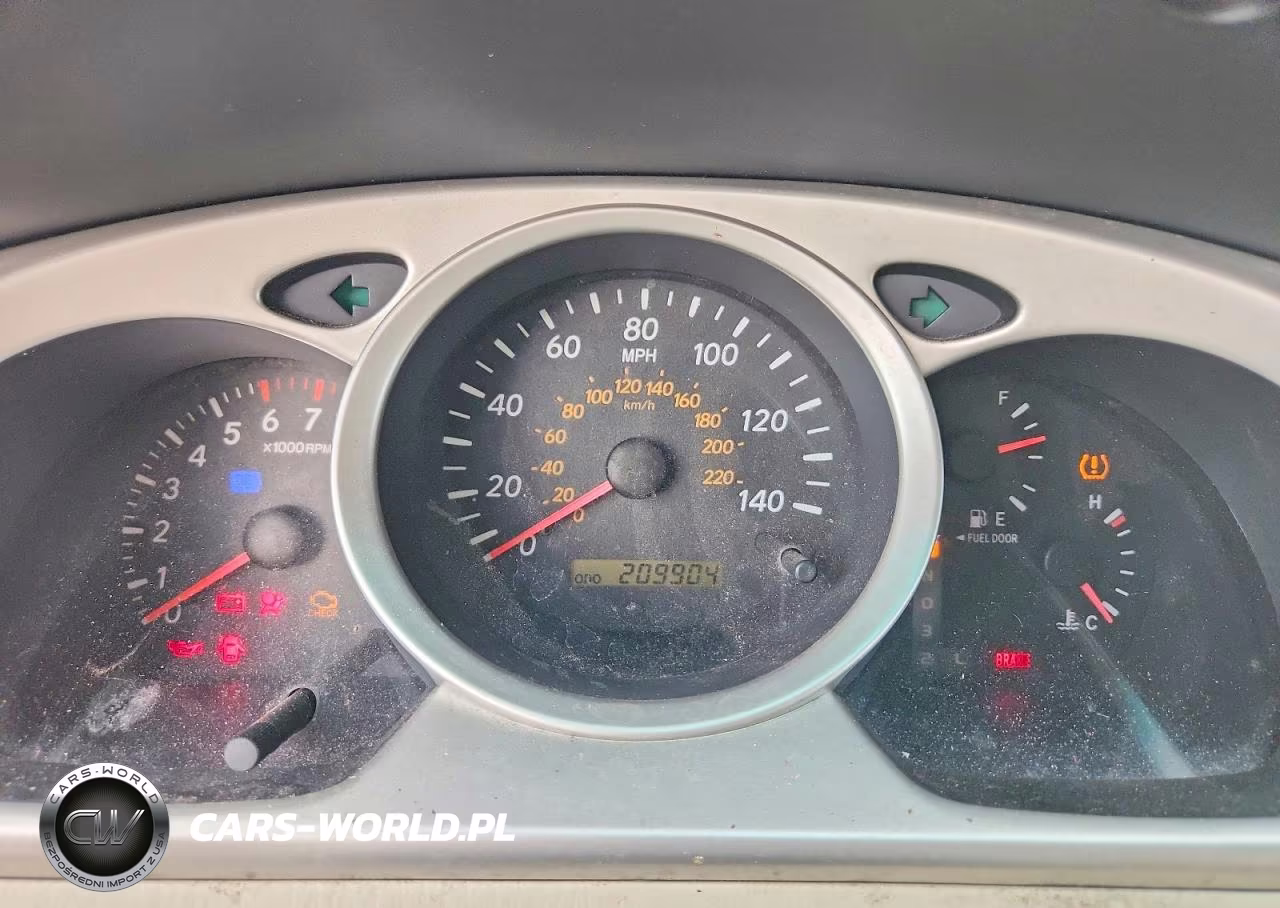 2004 Toyota Highlander Base VIN:JTEGP21A940036574 - 9
