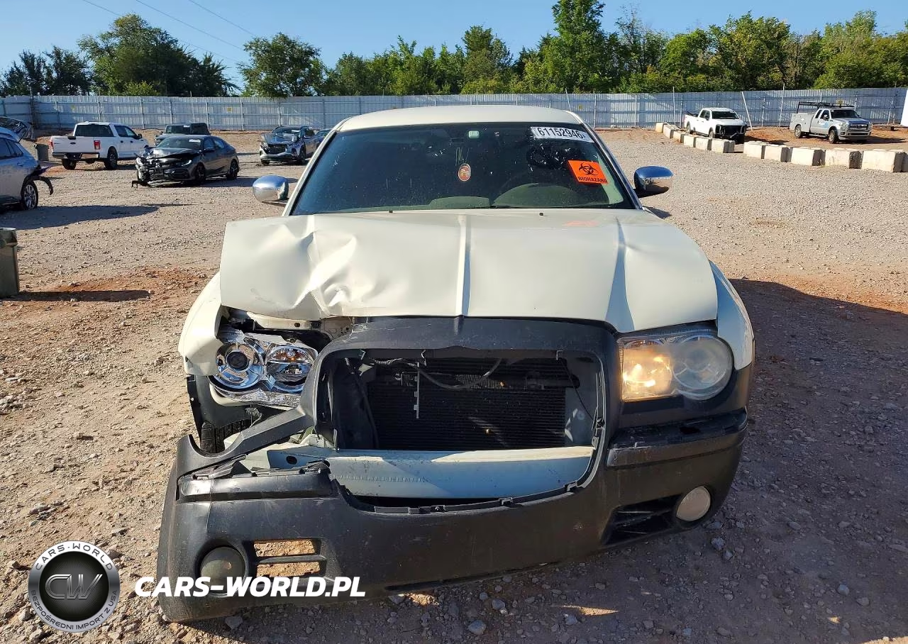 2005 Chrysler 300C VIN:2C3JA63H35H572175 - 5