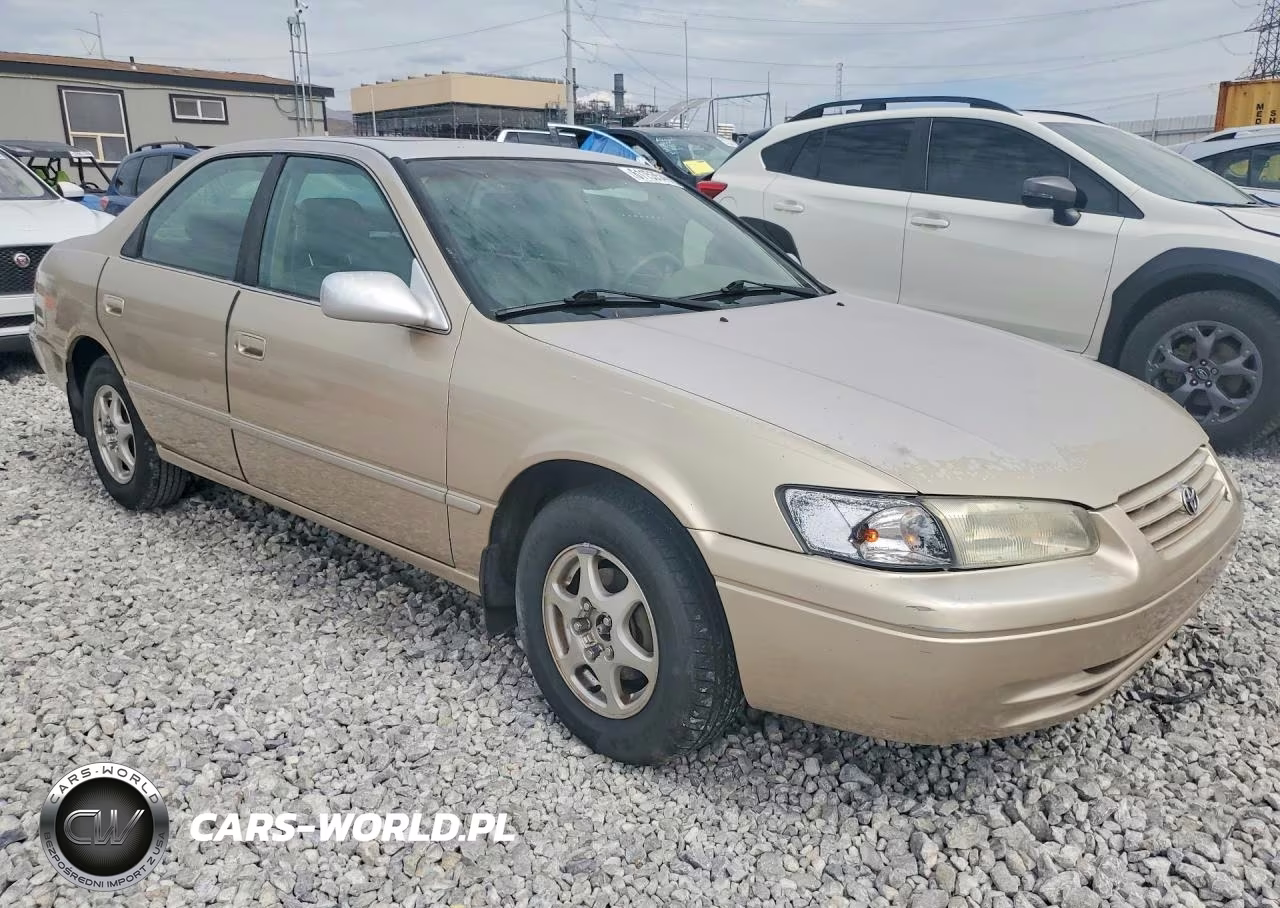 1999 Toyota Camry Xle VIN:JT2BG28K8X0284101 - 4