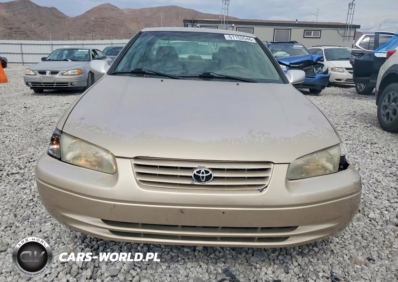 1999 Toyota Camry Xle VIN:JT2BG28K8X0284101 - 5