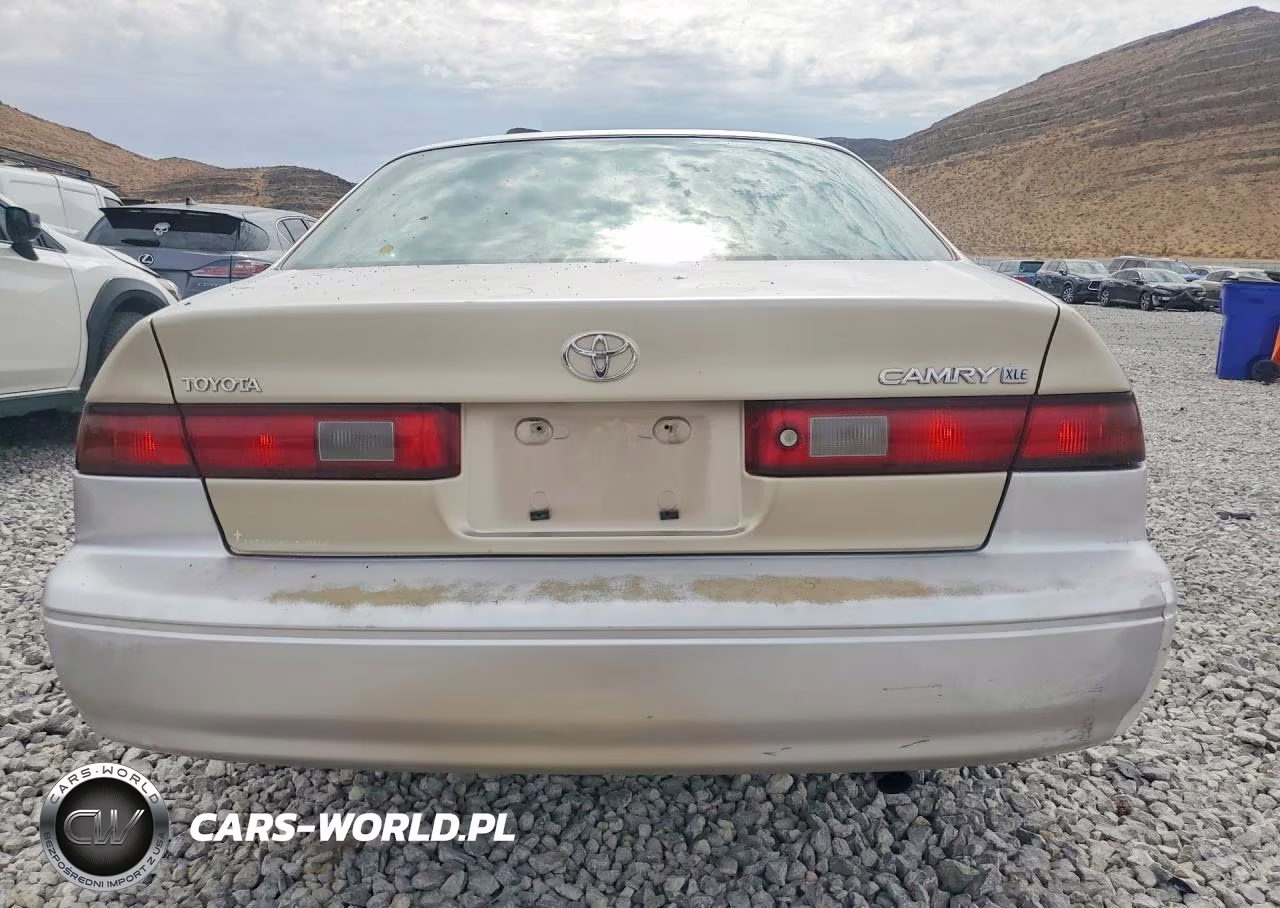 1999 Toyota Camry Xle VIN:JT2BG28K8X0284101 - 6