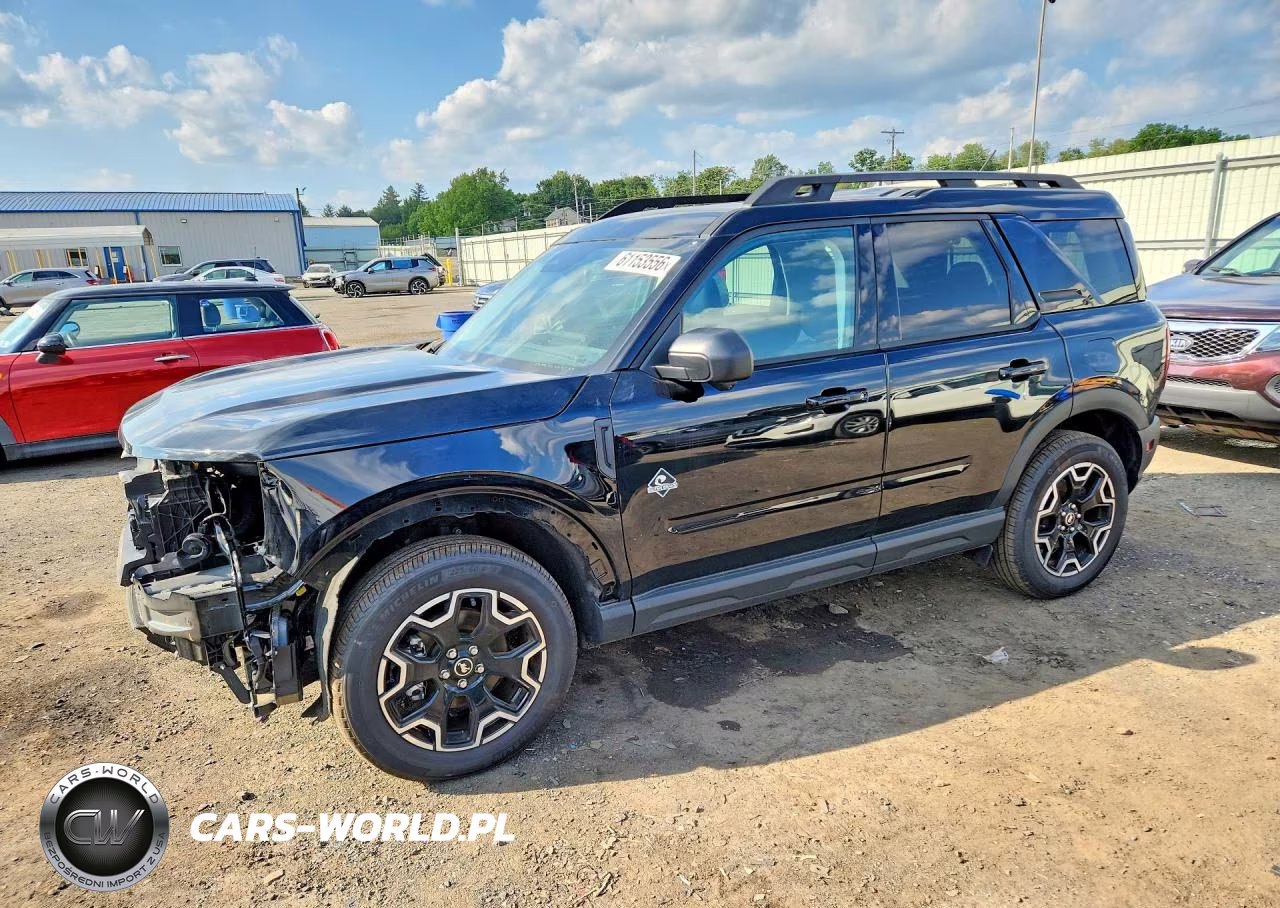 2025 Ford Bronco Sport Outer Banks – zdjęcie 1 z 13