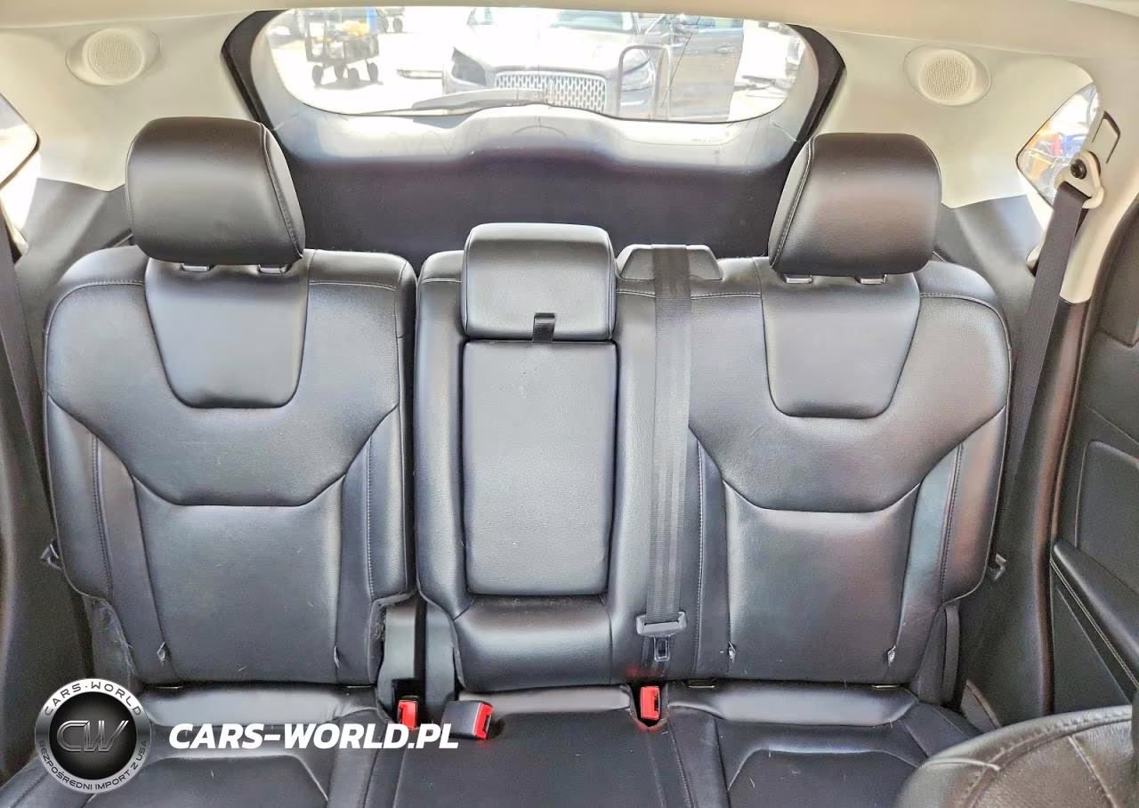 2020 Ford Edge Titanium VIN:2FMPK4K99LBA72566 - 10