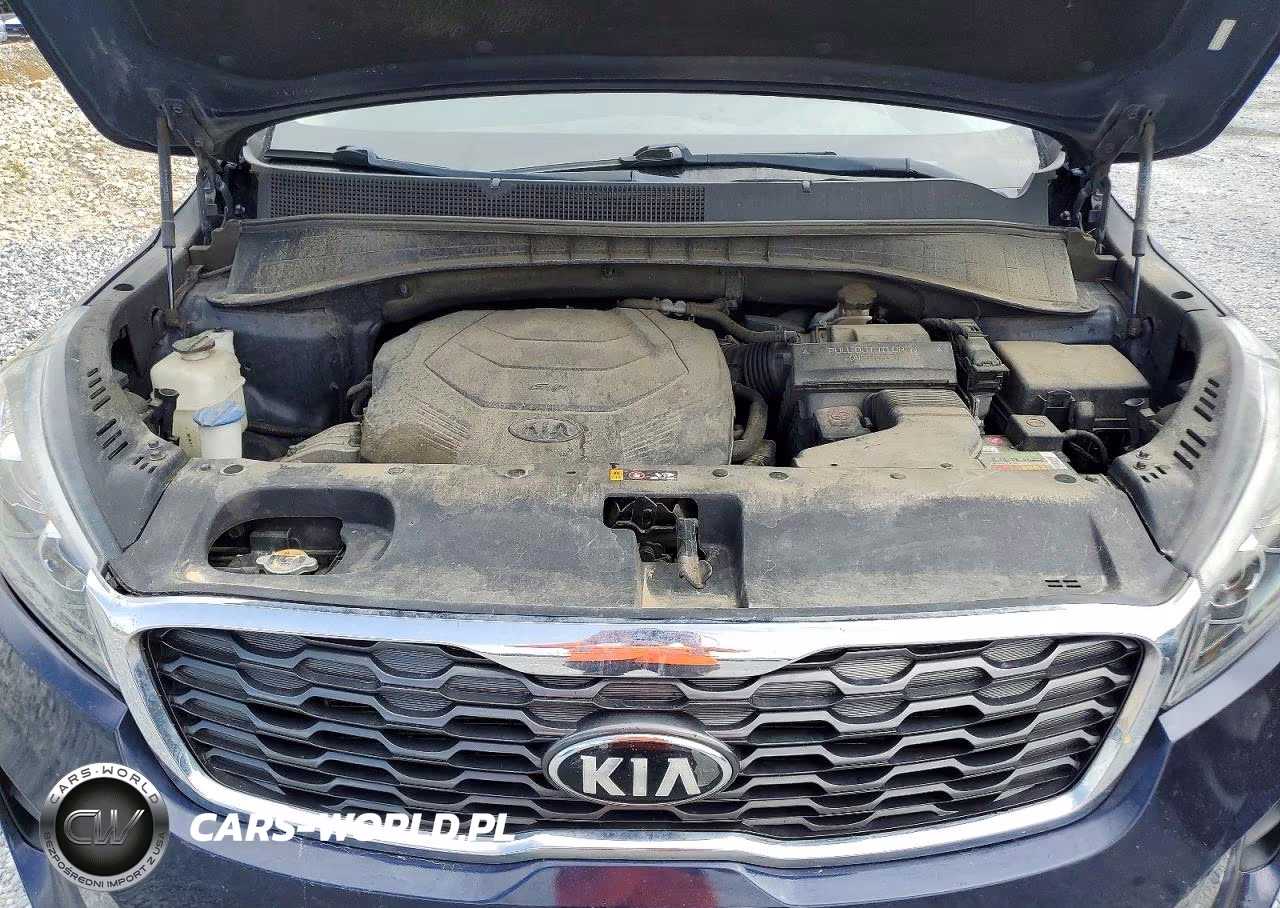 2020 Kia Sorento S VIN:5XYPG4A57LG697435 - 12