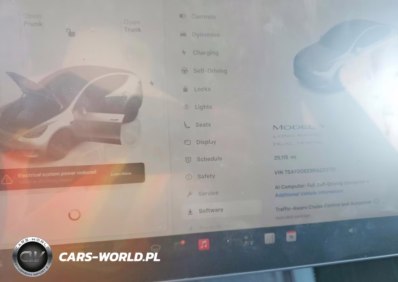 2024 Tesla Model Y VIN:7SAYGDEE9RA233710 - 9