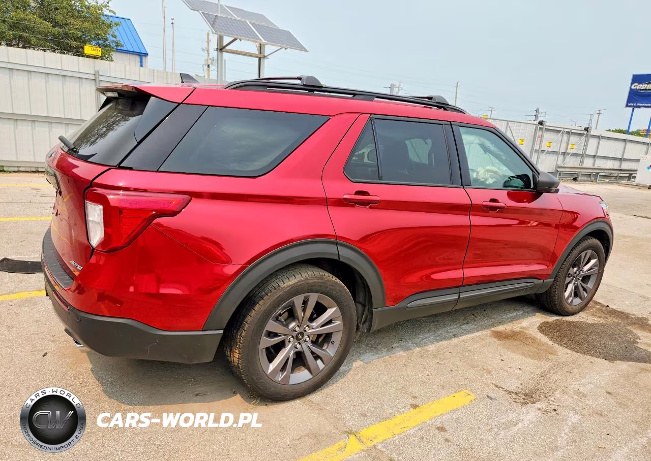 2021 Ford Explorer Xlt VIN:1FMSK8DH8MGC25356 - 3