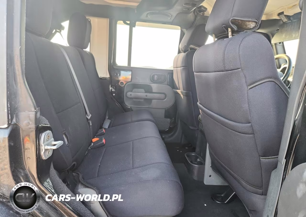 2012 Jeep Wrangler VIN:1J4GA591X9L704071 - 11