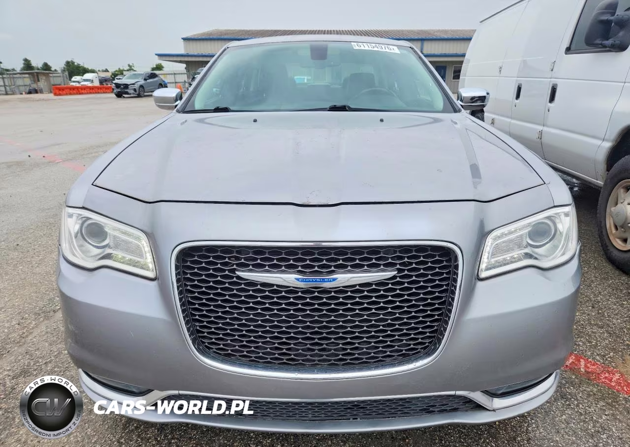 2018 Chrysler 300 Limited VIN:2C3CCAEG7JH194155 - 5