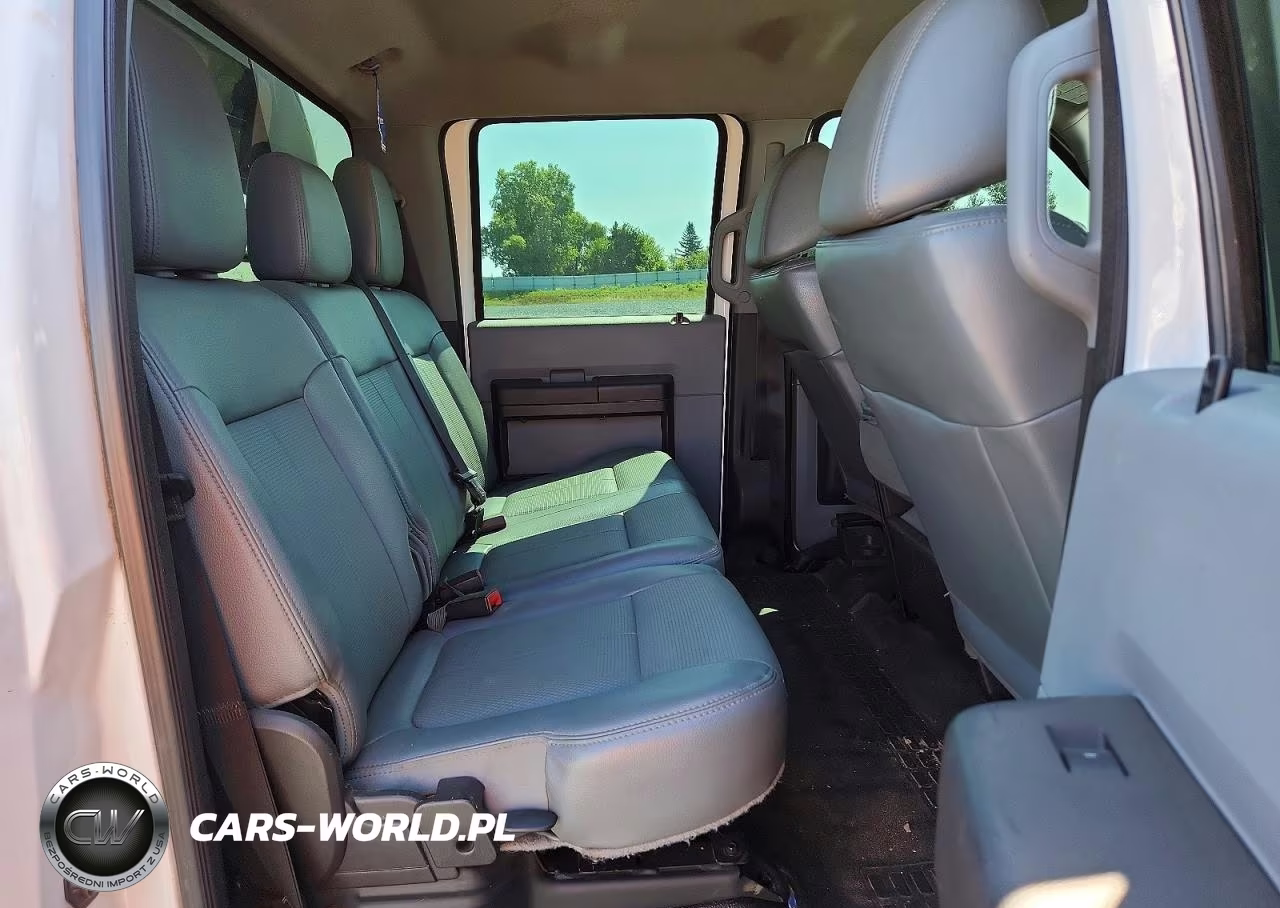 2015 Ford F350 Super Duty VIN:1FD8W3H6XFEC17882 - 10