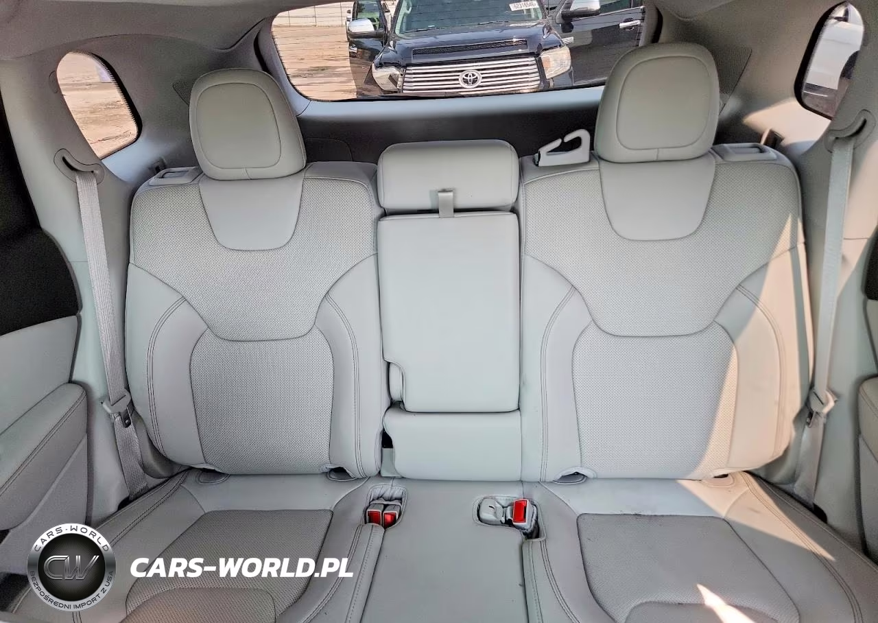 2022 Jeep Cherokee Latitude Lux VIN:1C4PJMMX6ND520309 - 10