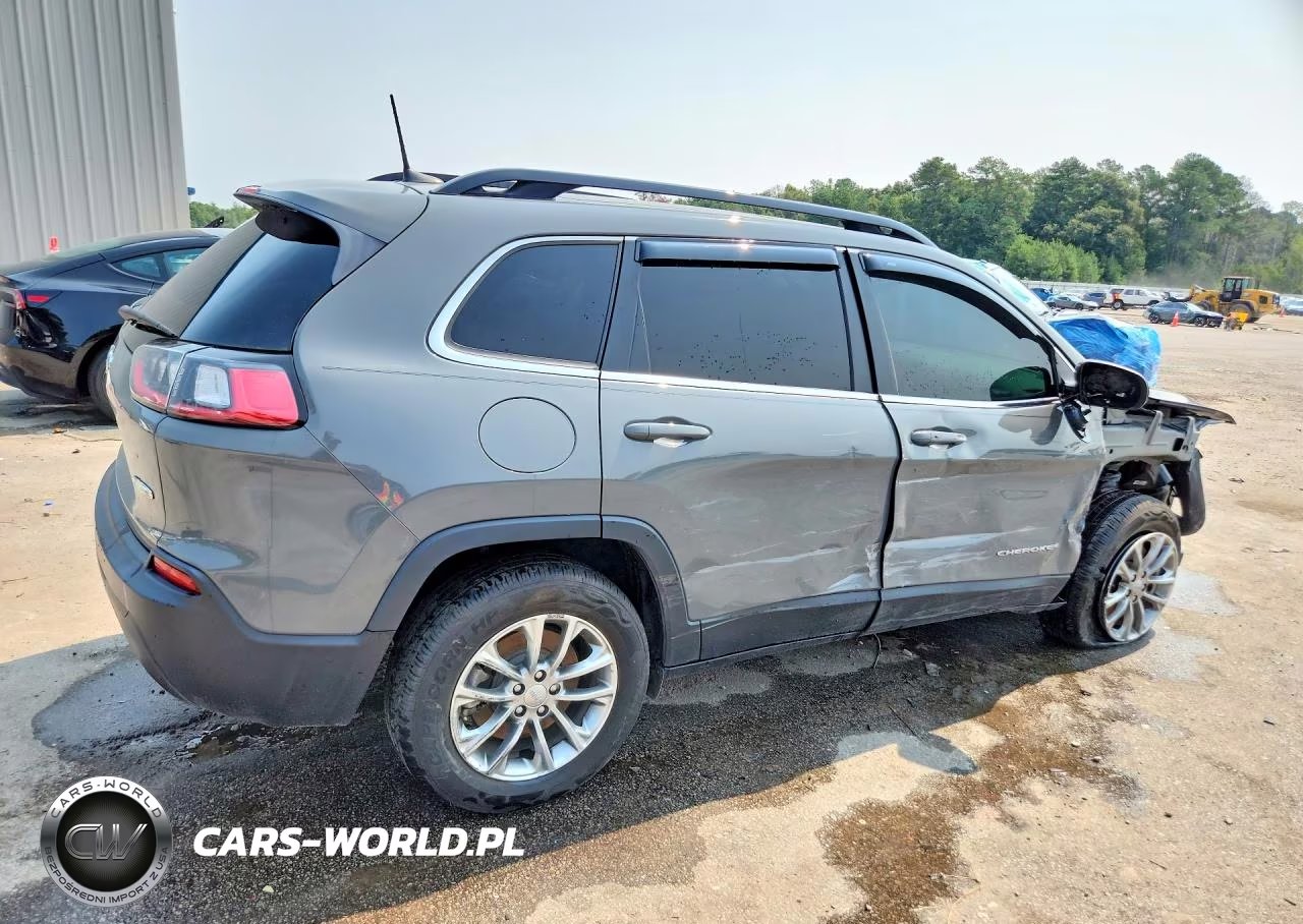2022 Jeep Cherokee Latitude Lux VIN:1C4PJMMX6ND520309 - 3