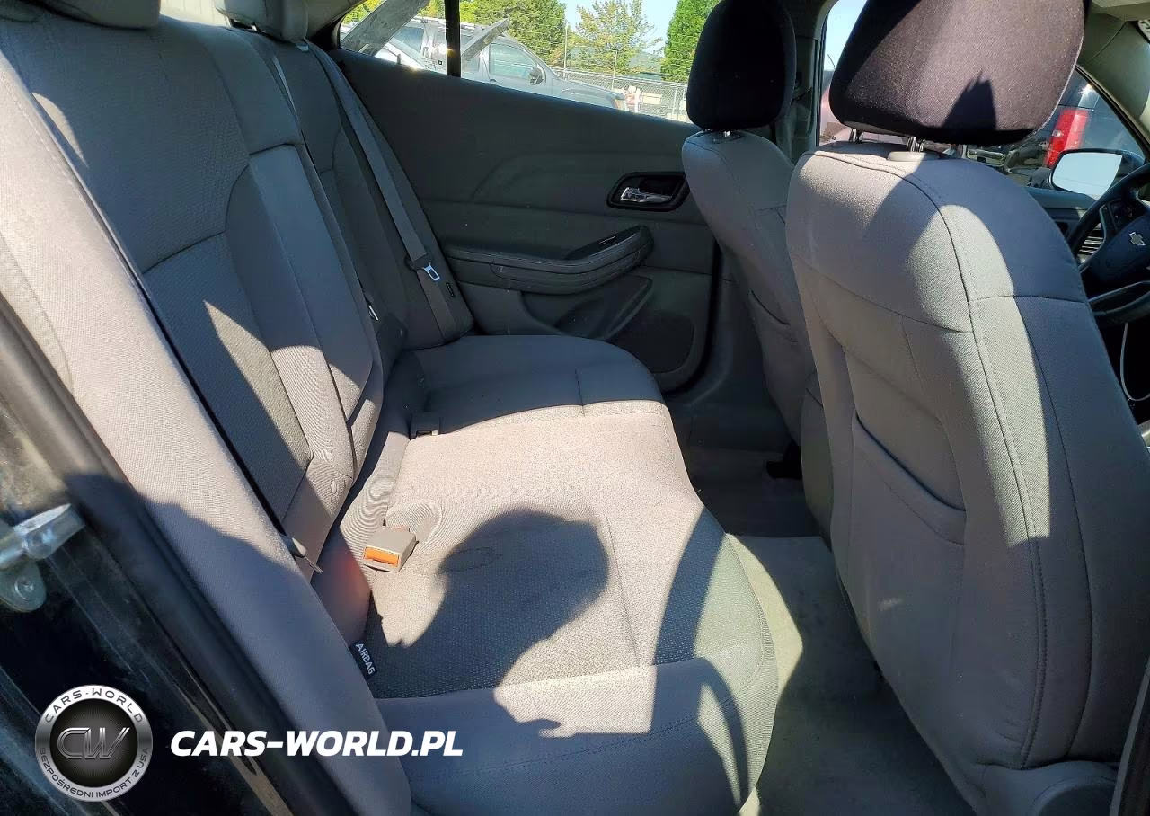 2015 Chevrolet Malibu Ls VIN:1G11B5SLXFF109048 - 10