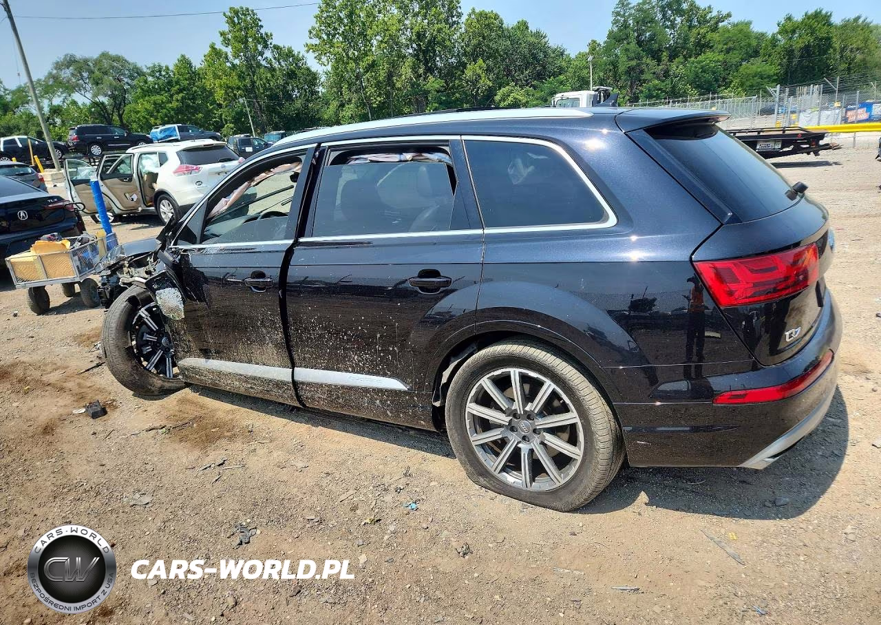 2017 Audi Q7 Premium Plus VIN:WA1LAAF73HD049308 - 2