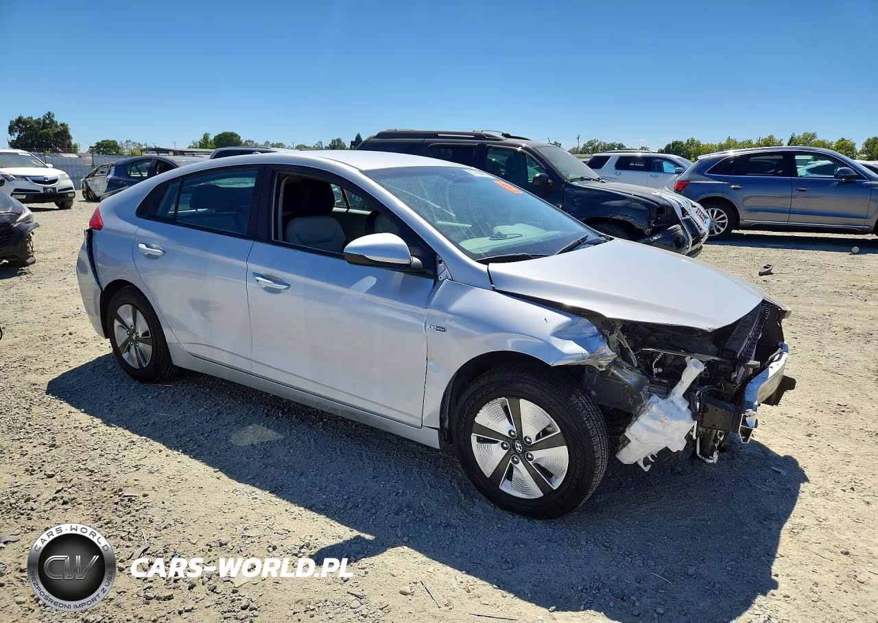 2017 Hyundai Ioniq Blue VIN:KMHC65LC9HU057277 - 4