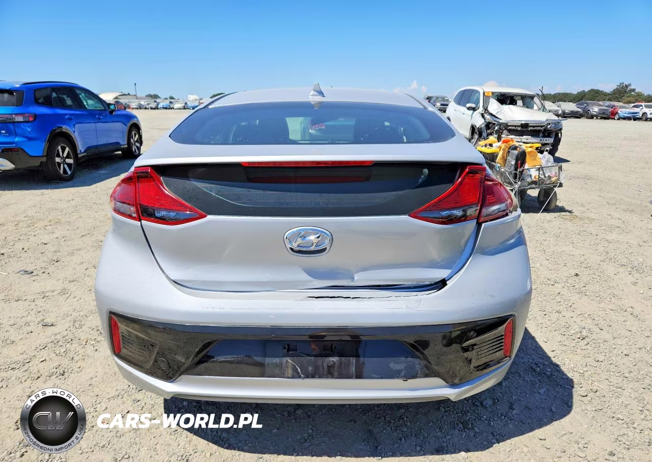 2017 Hyundai Ioniq Blue VIN:KMHC65LC9HU057277 - 6