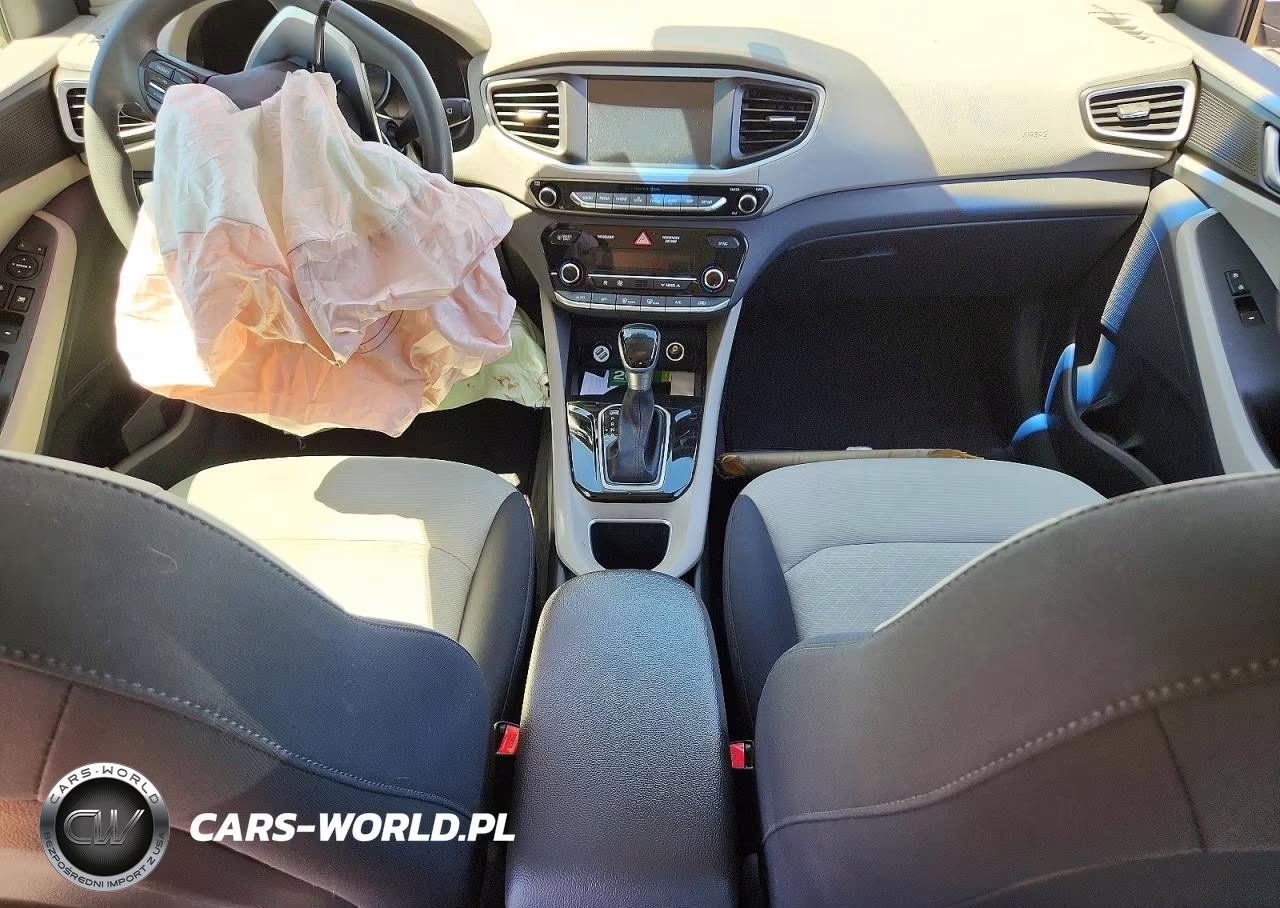 2017 Hyundai Ioniq Blue VIN:KMHC65LC9HU057277 - 8