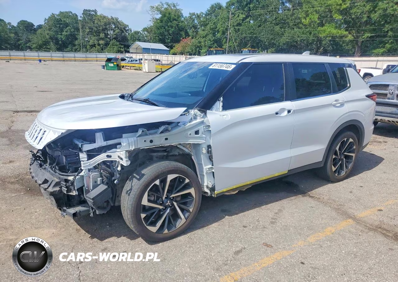 2022 Mitsubishi Outlander Se – zdjęcie 1 z 14