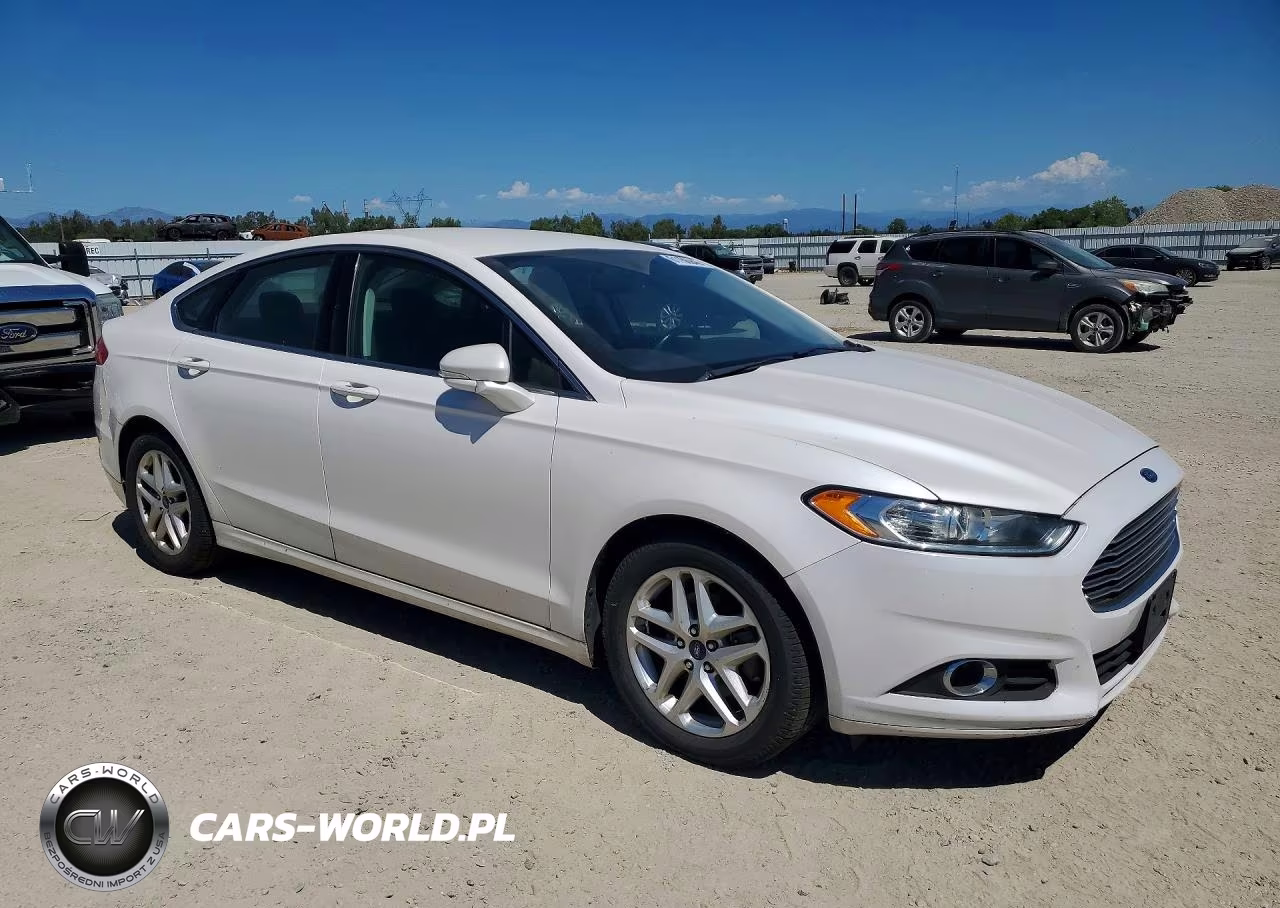 2015 Ford Fusion Se VIN:3FA6P0HD8FR245866 - 4