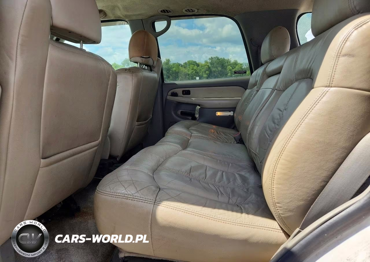 2001 Chevrolet Tahoe C1500 VIN:1GNEC13T11R130222 - 11