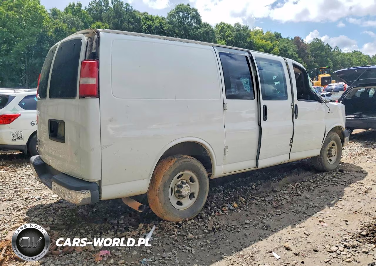 2012 Chevrolet Express 2500 Cargo Delivery Van VIN:1GCWGFCA5C1191748 - 3