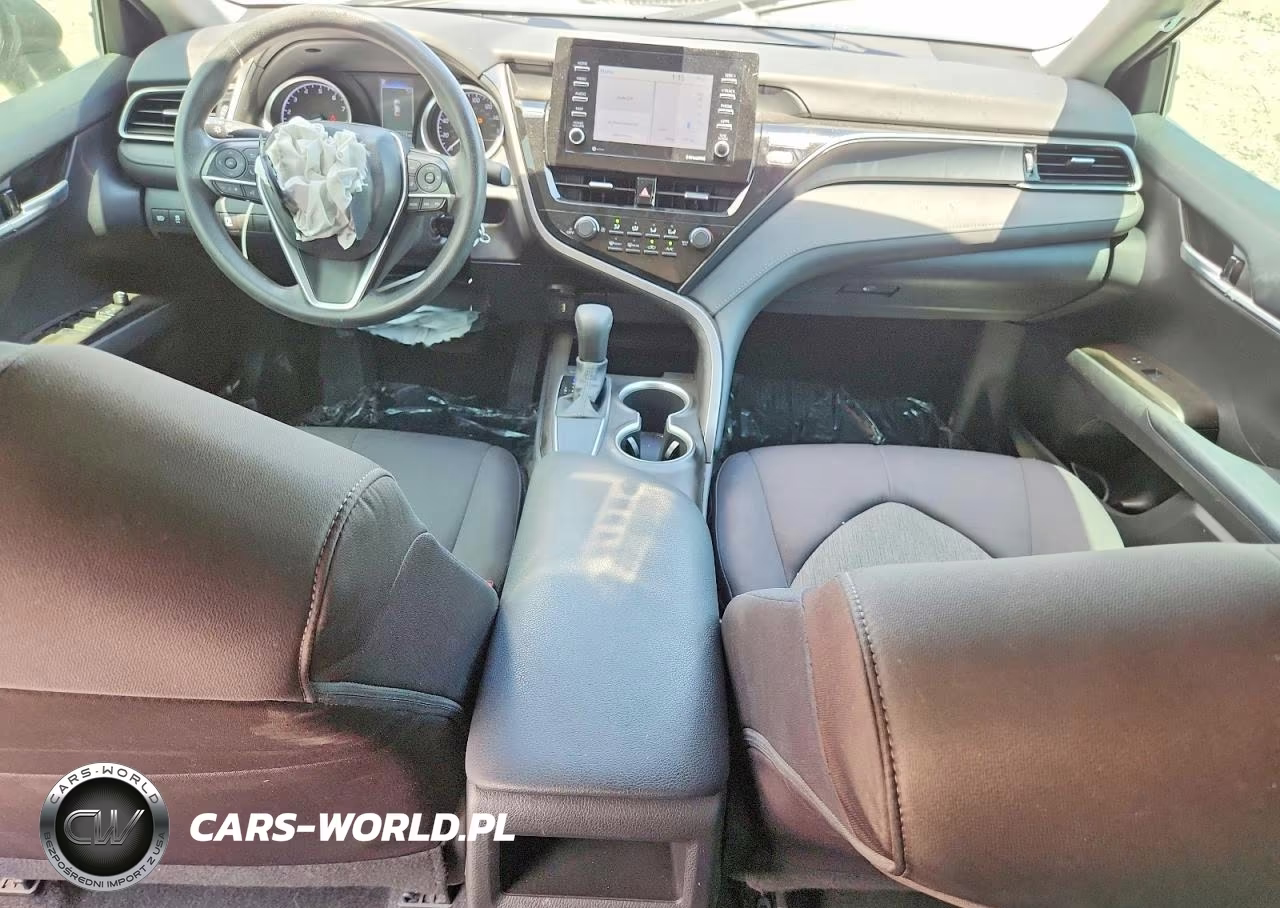 2021 Toyota Camry Le VIN:4T1C11AK0MU406161 - 8