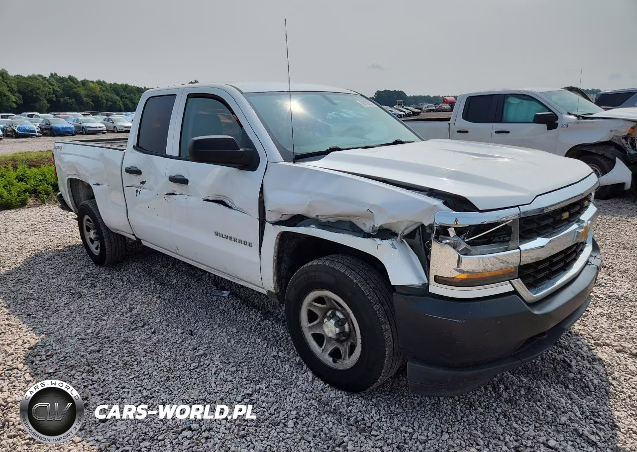 2018 Chevrolet Silverado K1500 VIN:1GCVKNEC2JZ281067 - 4