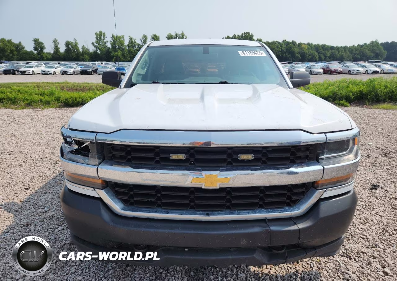 2018 Chevrolet Silverado K1500 VIN:1GCVKNEC2JZ281067 - 5