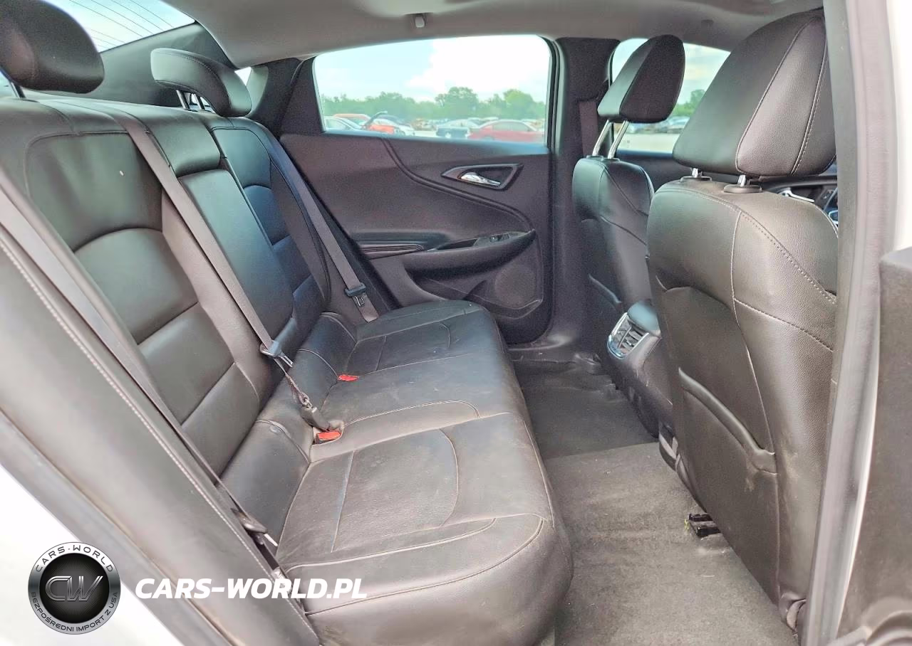 2020 Chevrolet Malibu Lt VIN:1G1ZD5STXLF132497 - 10